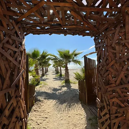 Mirela's By The Sea Lägenhet