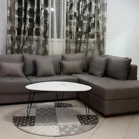 Apartment Mirela's By The Sea *